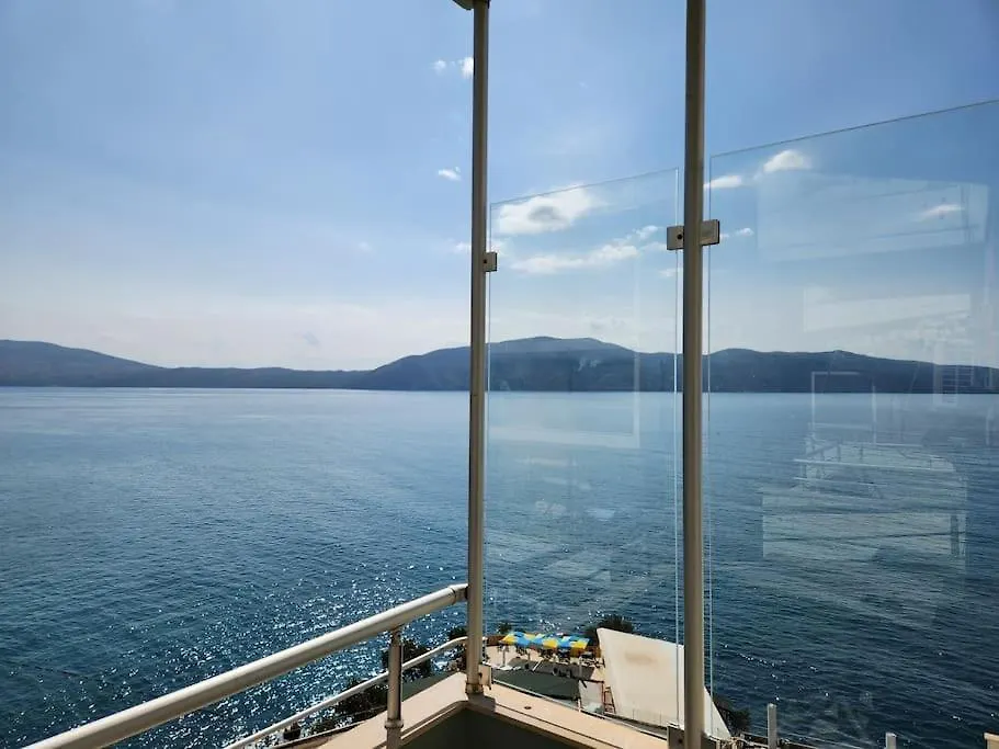 Azulsophie Apartment Vlore 0*,  Albania